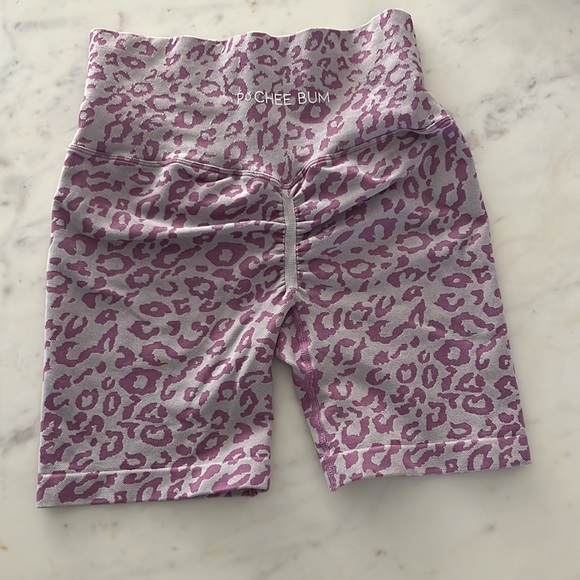 Leopard print biker shorts 😍 - Picture 3 of 3